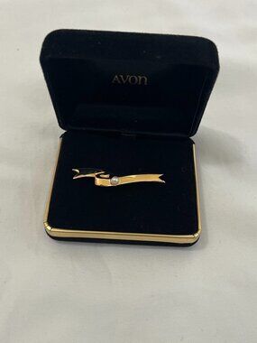 Avon 1984 Pearl Representative Presidents Club Ribbon Brooch Pin Gold